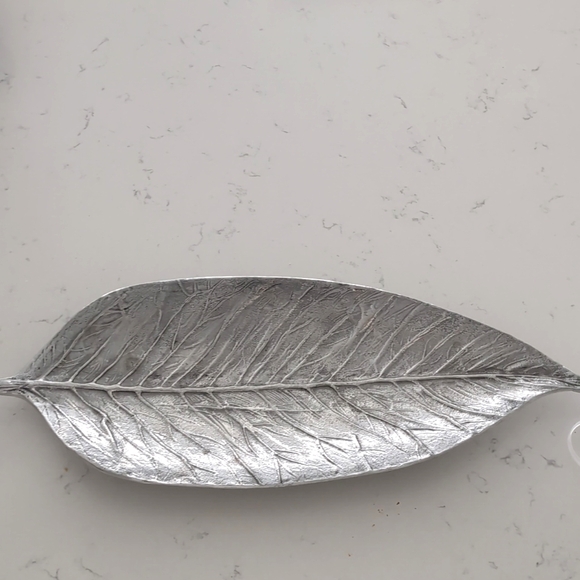 Martha Stewart Other - Martha Stewart decorational Aluminum center piece tray